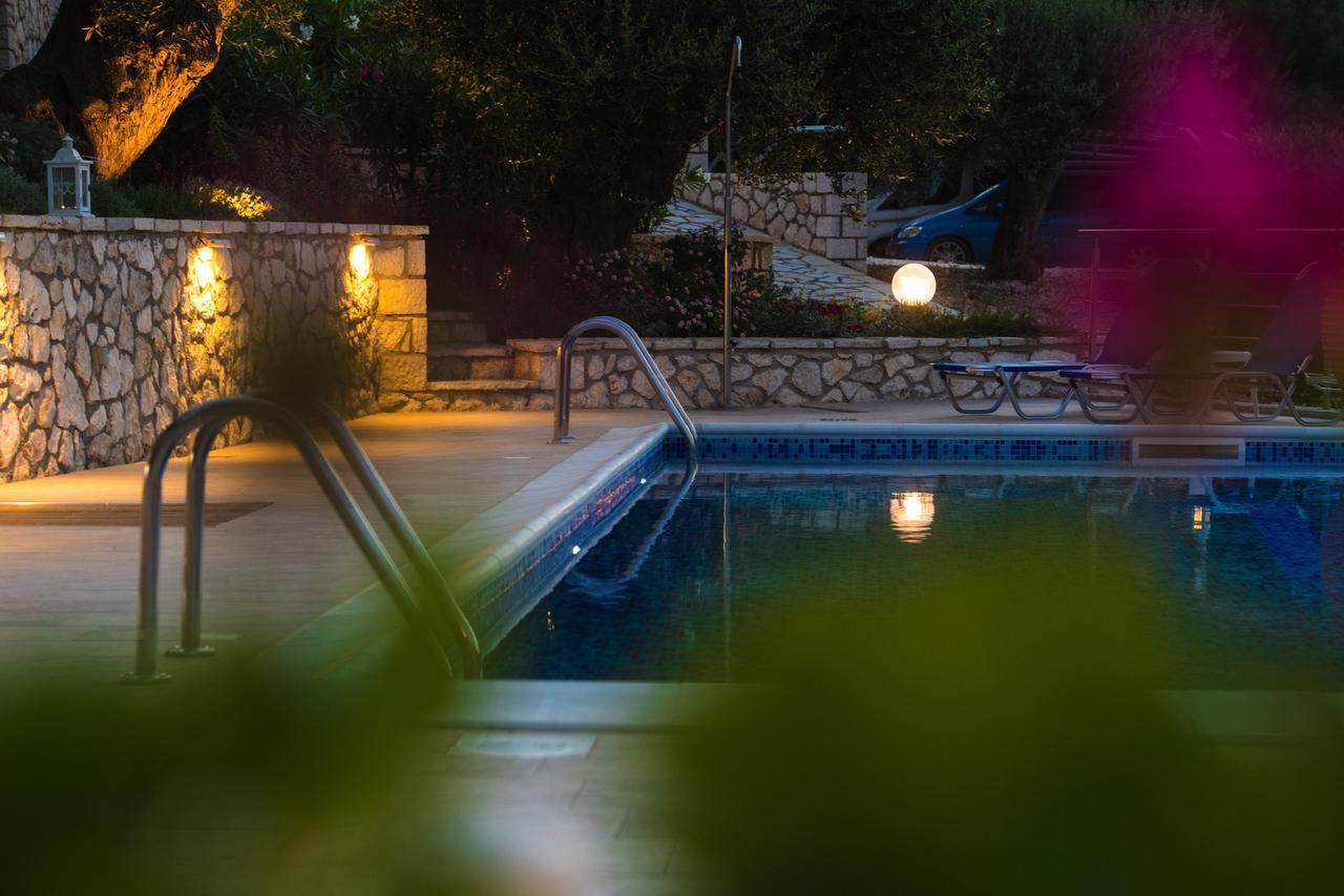 Villas Amantea- Four Villas With Big Pool And Infinity Pool Σύβοτα Εξωτερικό φωτογραφία