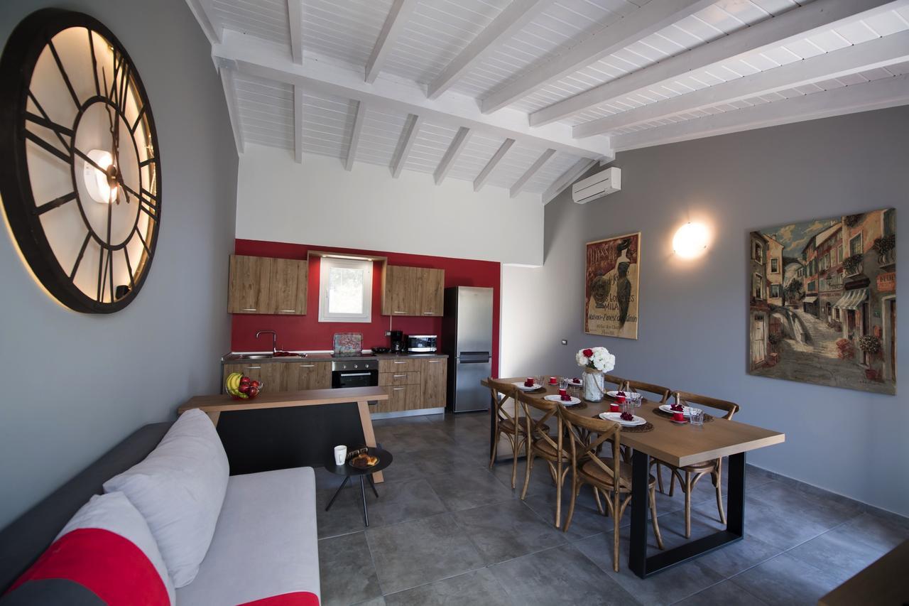 Villas Amantea- Four Villas With Big Pool And Infinity Pool Σύβοτα Εξωτερικό φωτογραφία